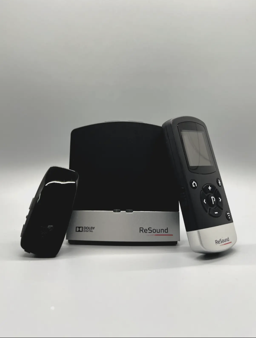 ReSound TV Streamer, Remote Control, Unite Phone Clip – Bundle Of 3